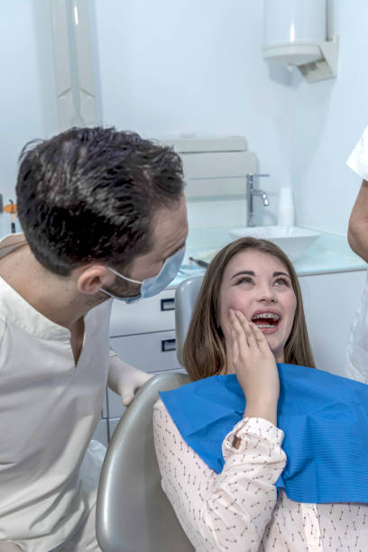 Best Weekend Emergency Dentist in Sharon, PA